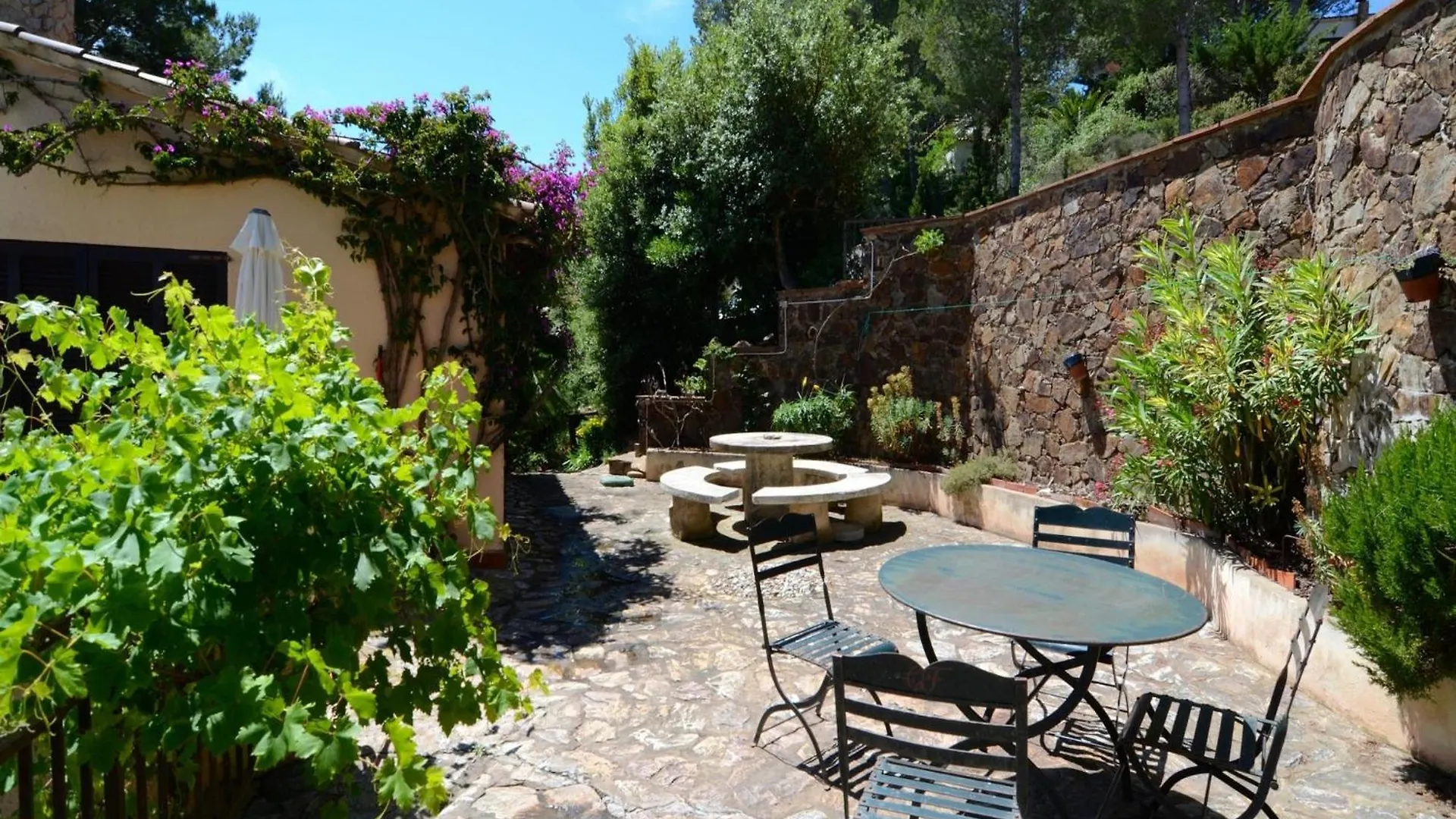 The House In Pals Has 3 Bedrooms 0*,  Spain