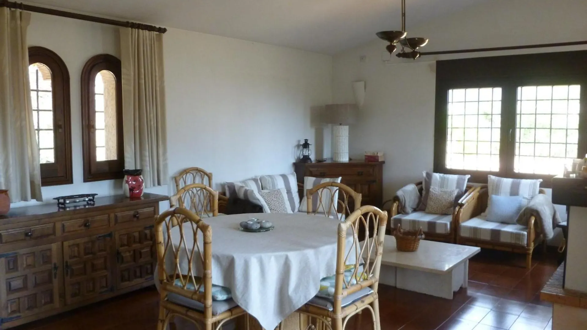 Holiday home The House In Pals Has 3 Bedrooms