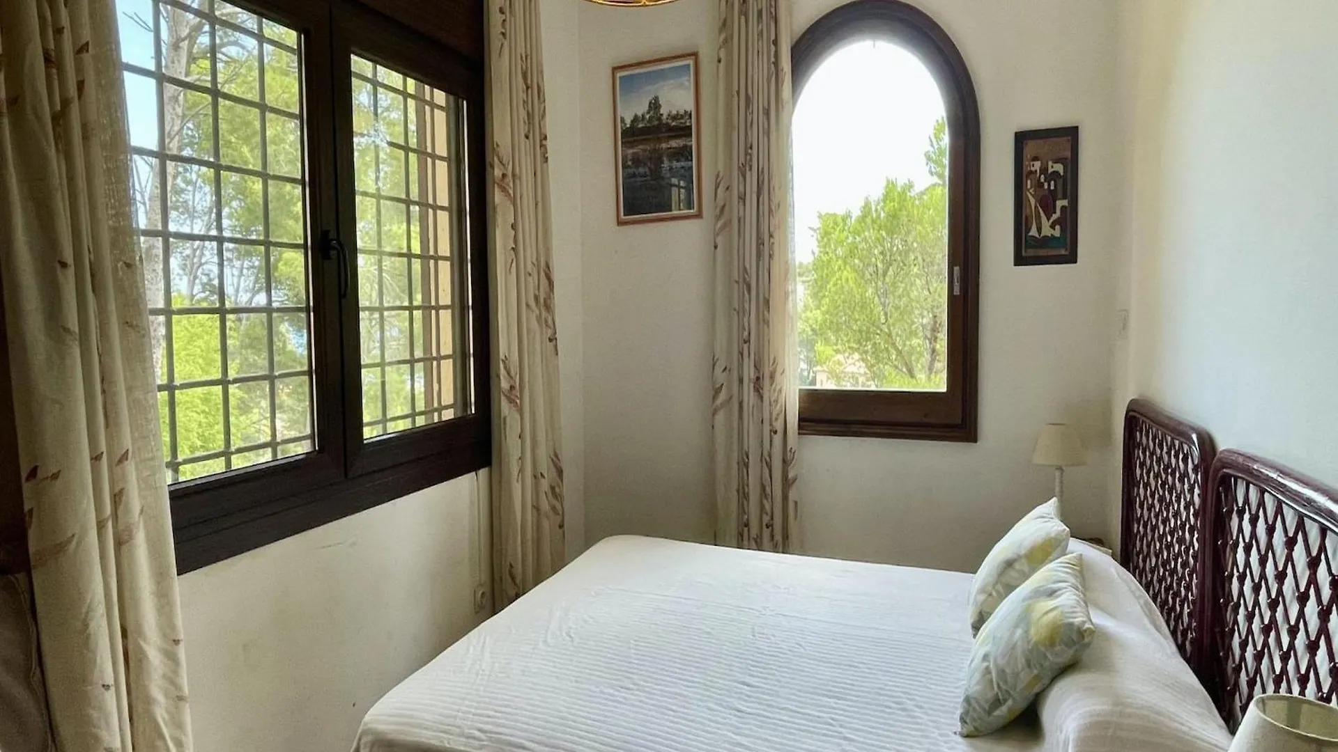 The House In Pals Has 3 Bedrooms Spain