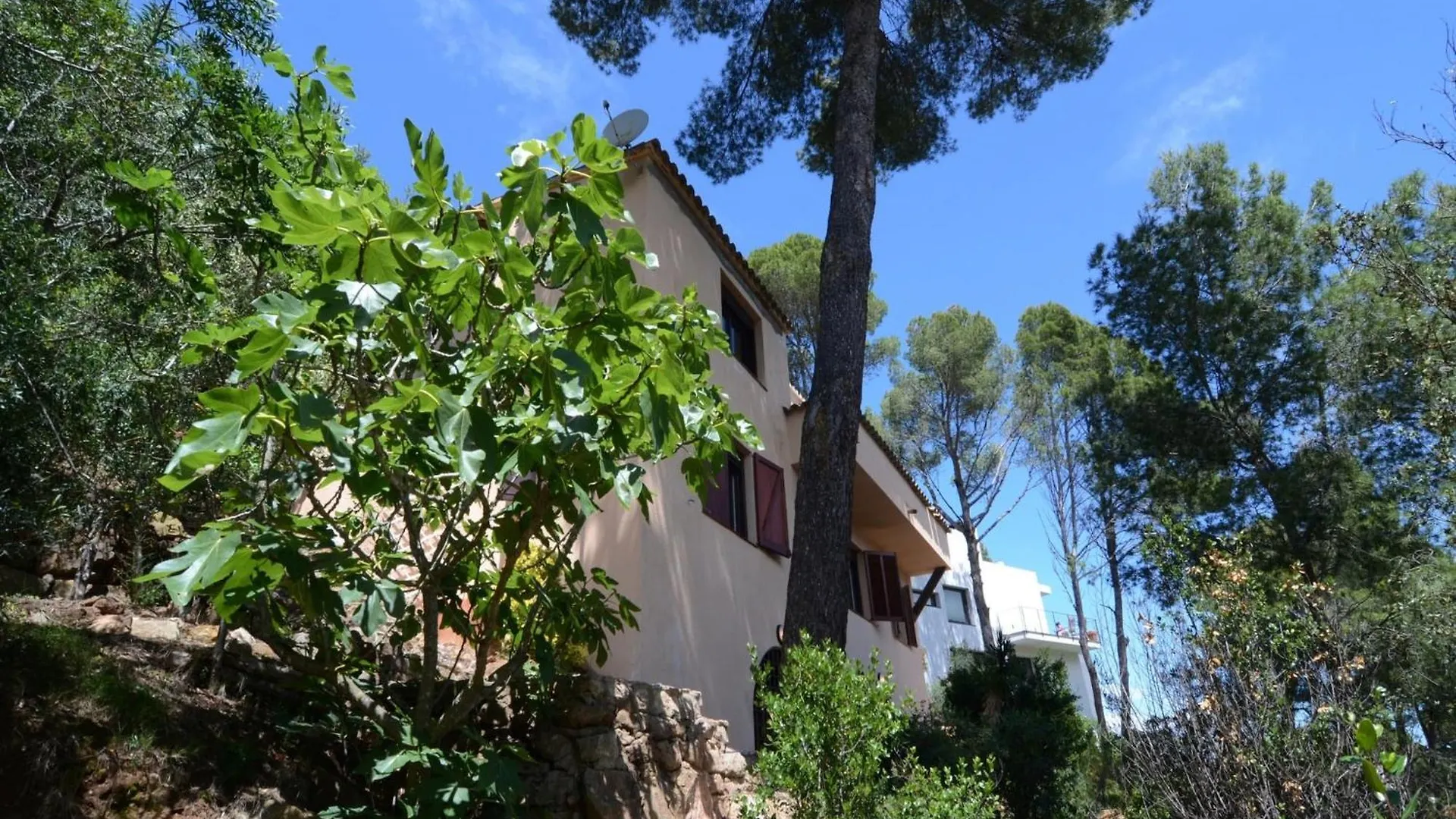 The House In Pals Has 3 Bedrooms Semesterbostad